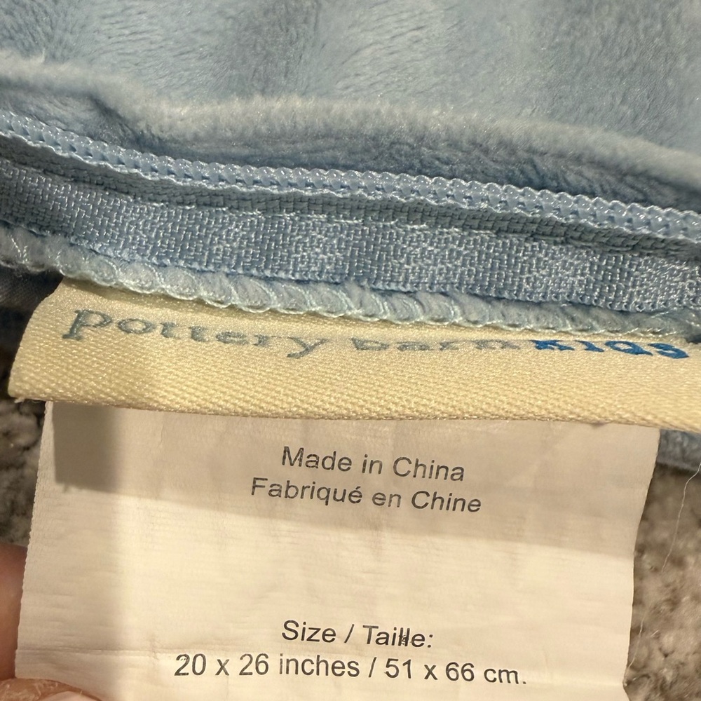 EUC Pottery Barn Kids Luxe Chamois Twin Light Blue Fitted Sheet & Pillowcase. - Picture 4 of 5